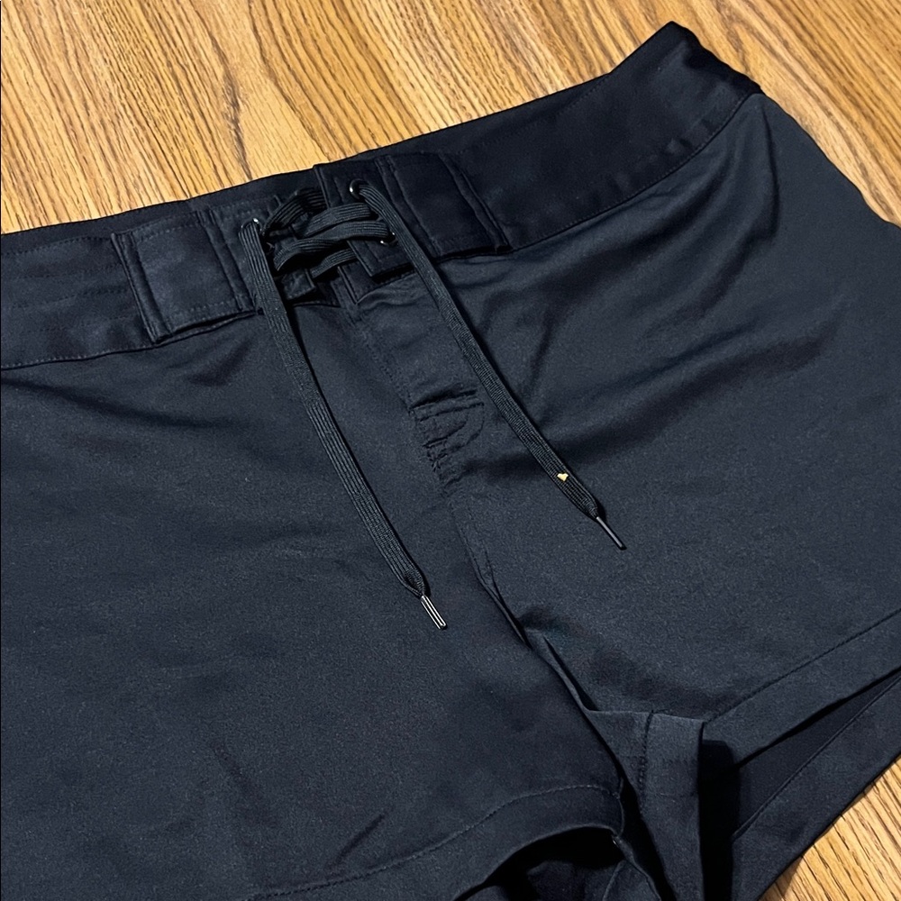 Women’s swim bottom size 14